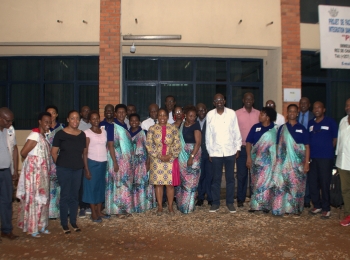 Magueye Dia, Chef de Projet du PFCIGL Burundi  va pour d’autres horizons professionnels : un départ  douloureux pour le personnel